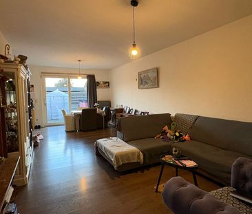 Ruim, energiezuinig appartement met 2 slpks, groot terras en autost... - Photo 1