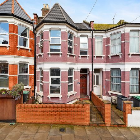 Beautiful Victorian House next to Finsbury Park, zone 2 - Photo 4