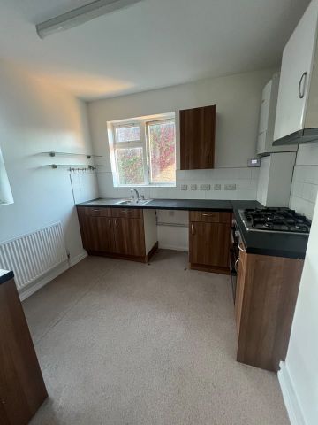 1 Bed Flat, Hazel Road, NW10 - Photo 4