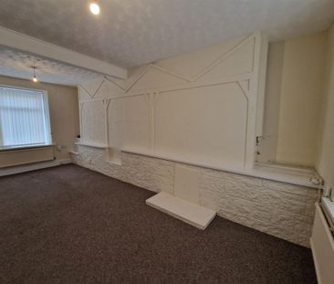 Wern Terrace, SA1 8NT, Swansea - Photo 1