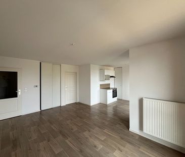 A LOUER – T3 de 69.90 m2 – rue Abélard – Porte de Douai réf 6708292... - Photo 2