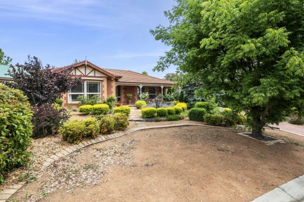 Lovingly Maintained Federation Style Home - Photo 1