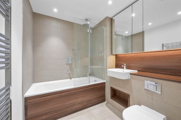 Skylark Court, SW15, London - Photo 1