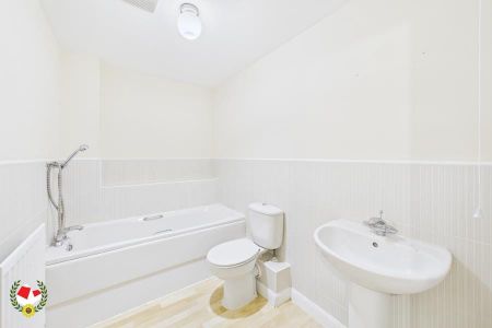 Typhoon Way, Coopers Edge, Gloucester - Photo 2