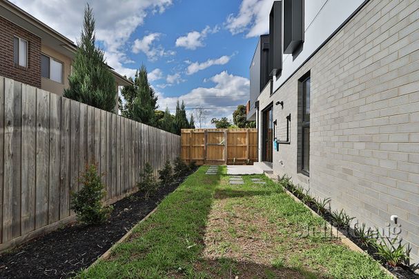 4/3 Dryden Street, Doncaster East - Photo 1