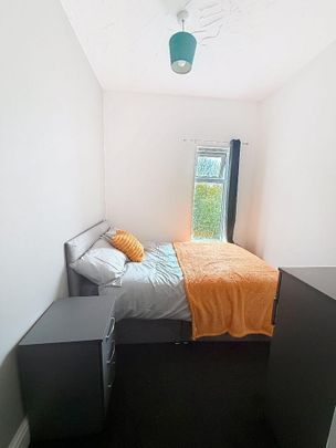 6 bedroom house share to rent - Photo 1