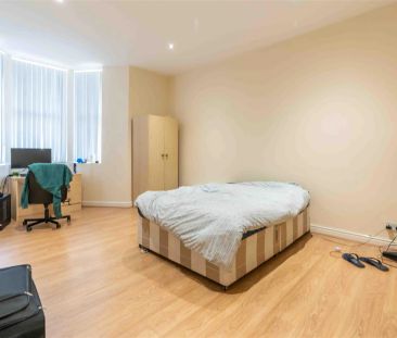 5 bed maisonette to rent in Rothbury Terrace, Heaton, NE6 - Photo 4