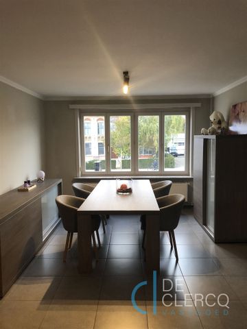 Ruim, tijdloos appartement met garage én terras te huur! - Foto 2