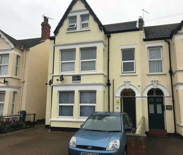 Ellis Road, Clacton, CO15 - Photo 2