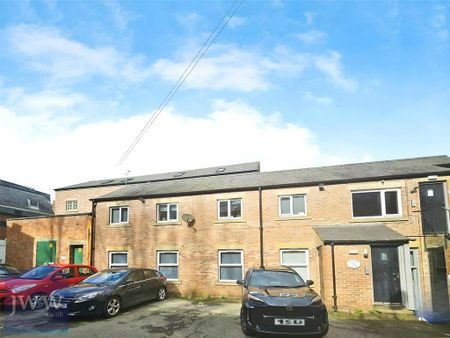 4 bedroom flat to rent - Photo 3