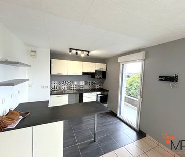Location Appartement 2 pièces 46m² - Photo 3