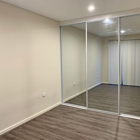 1 bedroom apartment - affordable housing 20% below market rate - income thresholds apply - Photo 3