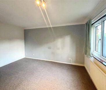 4 bedroom detached house to rent - Photo 5