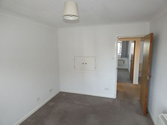 2 bed Apartment - To Let - Photo 1