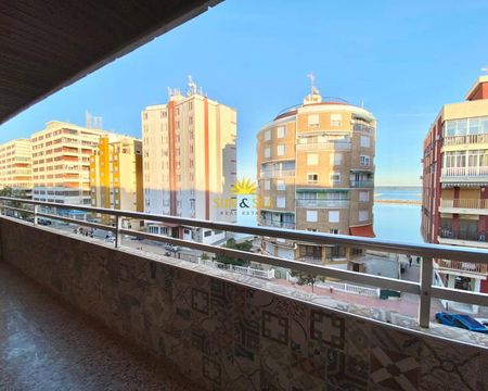 3 BEDROOM APARTMENT - TORREVIEJA - Photo 4