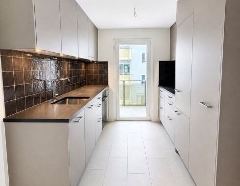 Exclusive first rental - newly renovated - Photo 1
