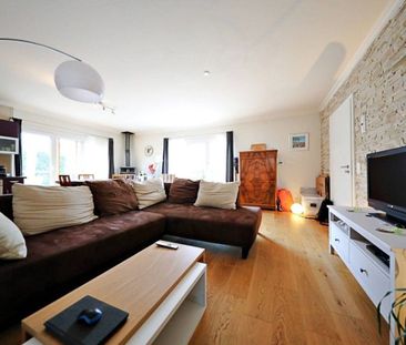 Prächtige 3,5-Zimmer-Wohnung mit Terrasse und Pool - Foto 3