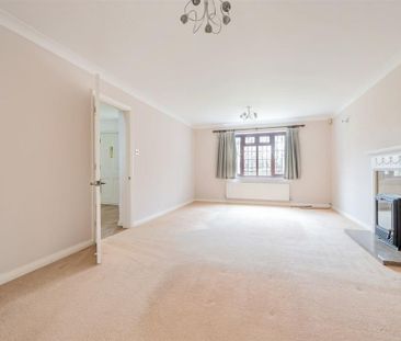 5 bedroom detached house to rent - Photo 1