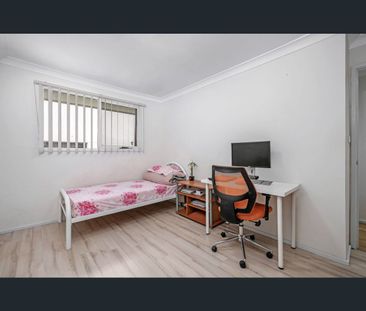 2/17 Leemon St, Condell Park, NSW 2200 - Photo 1