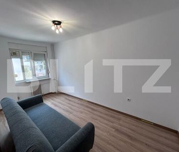 Apartament cu 3 camere,65 mp , Centrul Vechi - Photo 2