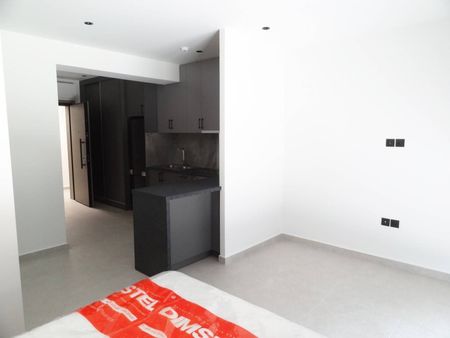Studio/Γκαρσονιέρα για ενοικίαση Πεδινή (Μπιζάνιο) - Photo 4
