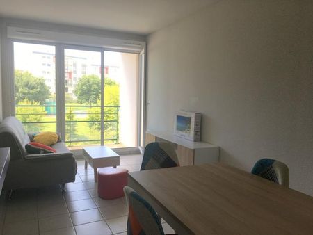 APPARTEMENT T3 MEUBLE AVEC PARKING - Photo 2