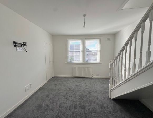 Inglis Avenue, Port Seaton - Photo 1