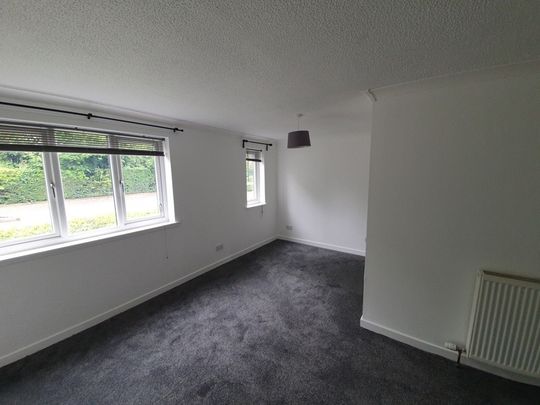 1 Bed Flat, Landressy Place, G40 - Photo 1