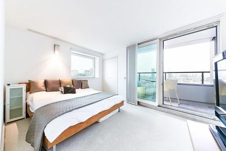 3 bedroom flat to rent - Photo 5