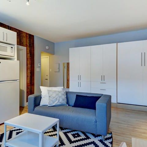 Loft entièrement meublé à louer Vieux-Québec juillet 2026 - Photo 1