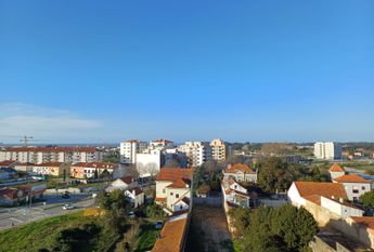Apartamento T1 Novo com Vistas Panorâmicas - a 5 Minutos da Av. Dr. Lourenço Peixinho