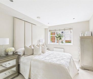 John Norman Grove, Lightwater, Surrey, GU18 - Photo 5