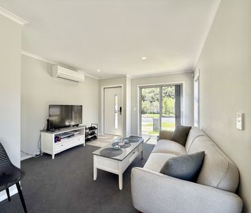 3 bedroom home in Lower Hutt - Photo 3