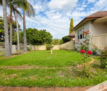 RENOVATED - Dream Family Home in Sydney's Most In-Demand Medical Pr... - Photo 5