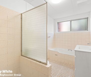 GREAT SIZE AND LOCATION - Photo 4