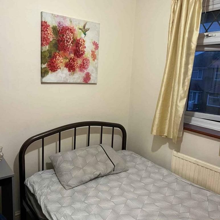 1 bedroom in a house share to rent - Photo 1