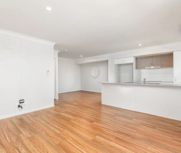 Four Bedroom Townhouse in sort after Mango Hill complex - Photo 1