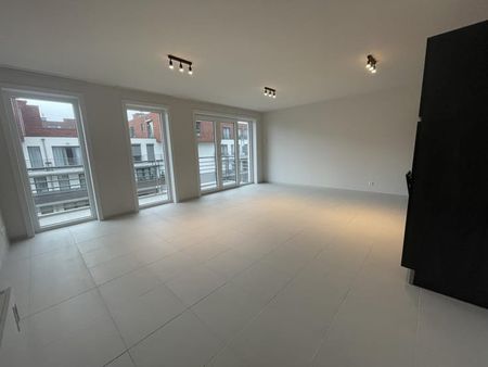 Appartement te huur - Photo 3