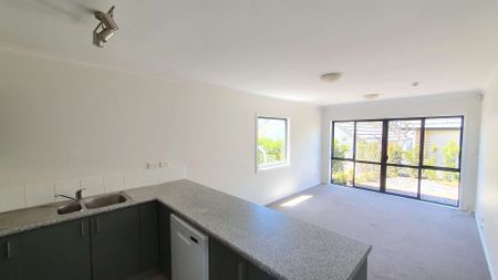 Modern 3 bedroom house in gated community - Photo 4