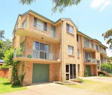 Modern 2 bedroom unit in Prime CBD location - Photo 3