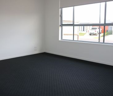 Convenience Plus! - Photo 2