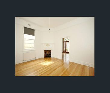 harming & Convenient Victorian Home! - Photo 1