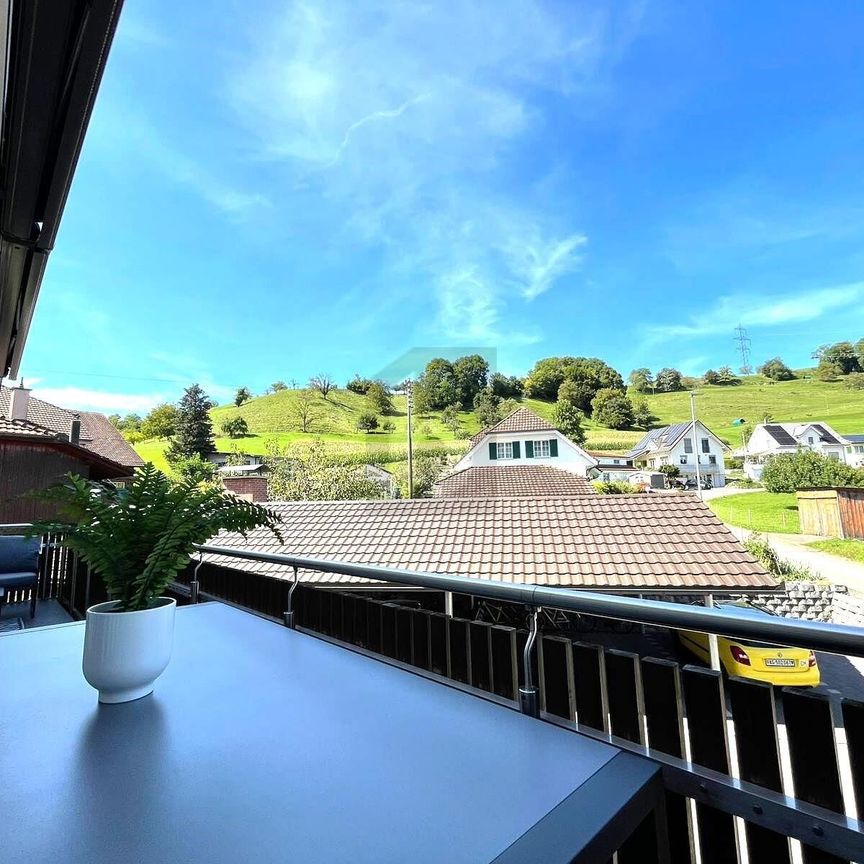 TRAUMHAFTE AUSSICHT AN RUHIGER LAGE - Photo 1