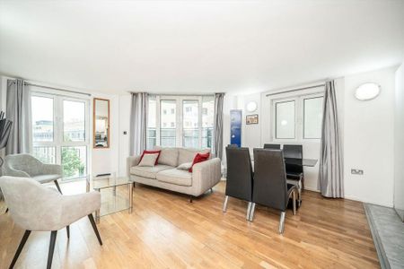2 bedroom flat to rent - Photo 4