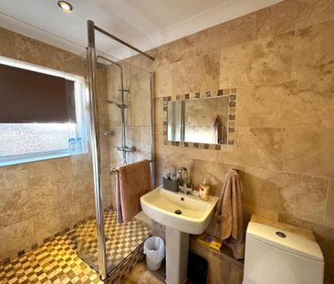 2 bedroom semi-detached bungalow to rent - Photo 6