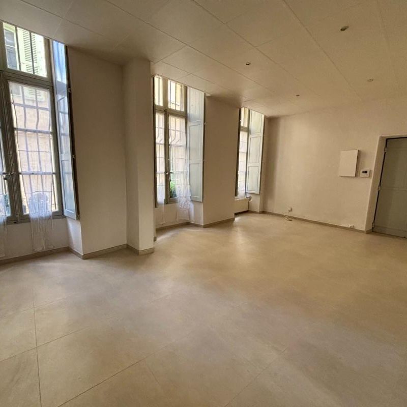 Location Appartement 2 pièces 60m² AVIGNON 84000 - Photo 1