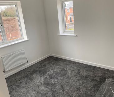 3 Bed Detached House, Mirpur Close, CV6 - Photo 2