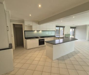 “20 Harwood Court, Berwick” - Photo 4
