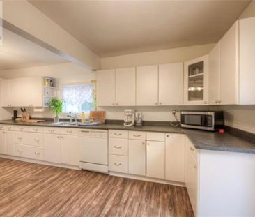 10 BRUCE Street, Brantford, Ontario, N3R1E2 - Photo 4