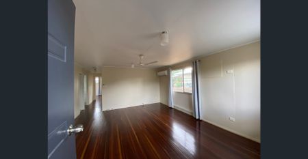 NEAT AND TIDY 3 BEDROOM HOME , TIMBER FLOORS , LARGE BLOCK WITH A SHED, CLOSE TO SCHOOLS AND SPORTING FACILITIES. - Photo 2